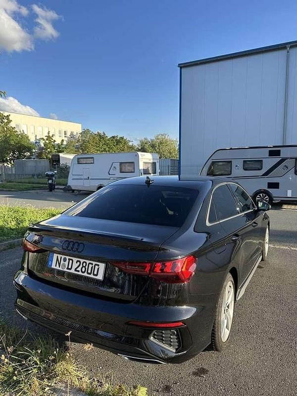 Gebraucht Audi A3 Ambiente 150 PS (110 kW) 2022 Limousine