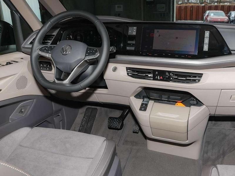 Neu VW Multivan Life 150 PS (110 kW) 2026 Monosilber metallic / deep ... Van