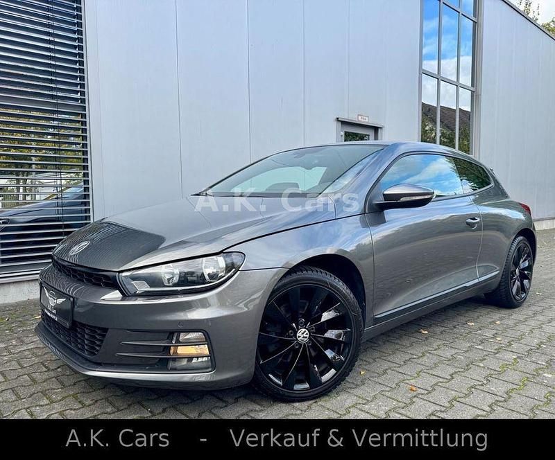 Grau Gebraucht 2015 VW Scirocco Coupé | 13.699 € (Fairer Preis) - Bild 1/4