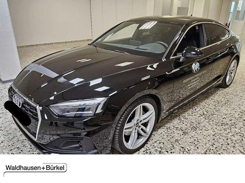 Brillantschwarz Gebraucht 2022 Audi A5 Sportback S-Line Limousine | 31.950 € (Superpreis) - Bild 1/3