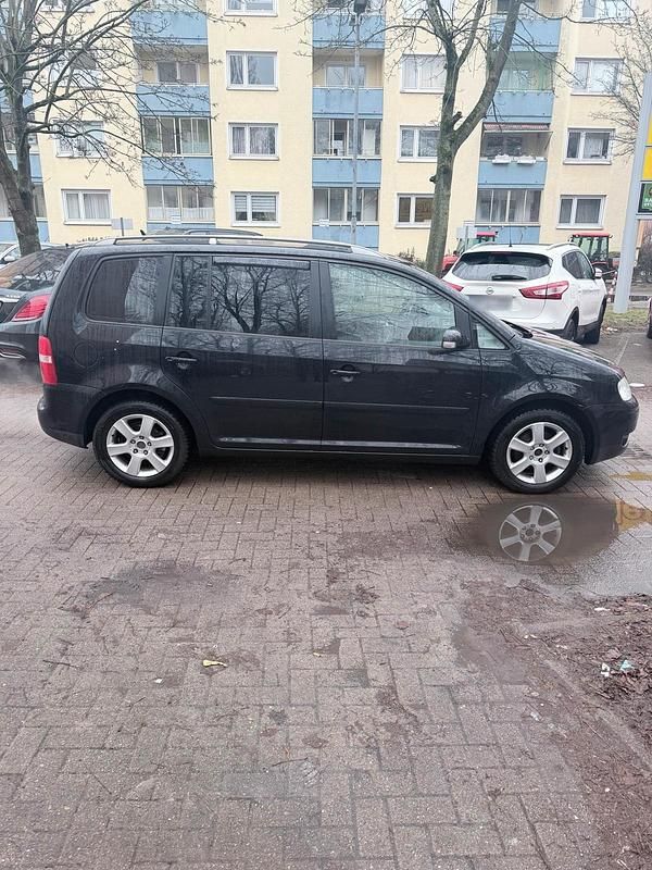 Gebraucht VW Touran 140 PS (102 kW) 2006 Schwarz Van / Kleinbus