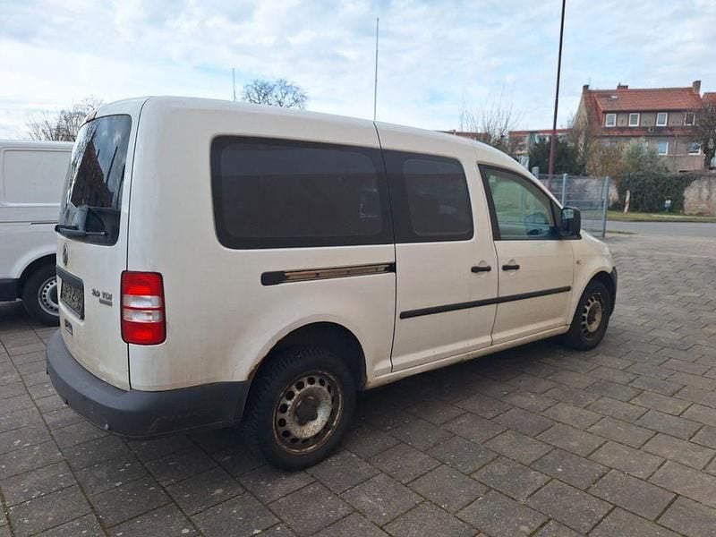 Gebraucht VW Caddy Maxi 110 PS (80 kW) 2011 Weiß Van / Kleinbus