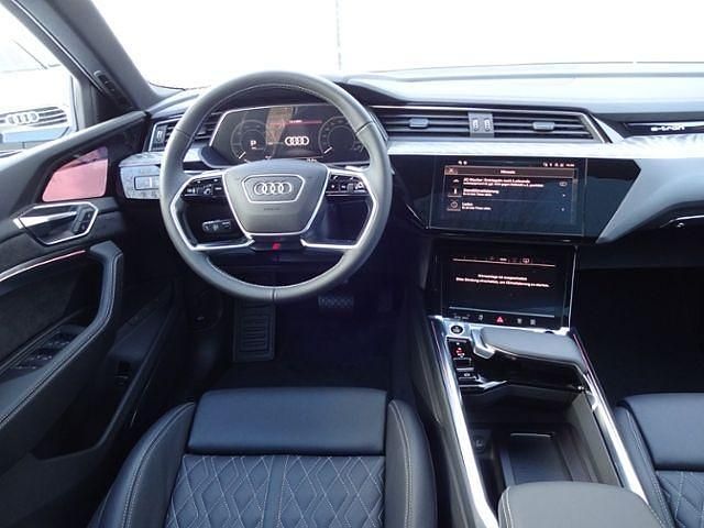 Gebraucht Audi e-tron Sportback S-Line 230 kW (313 PS) 2021 Beige metallic SUV