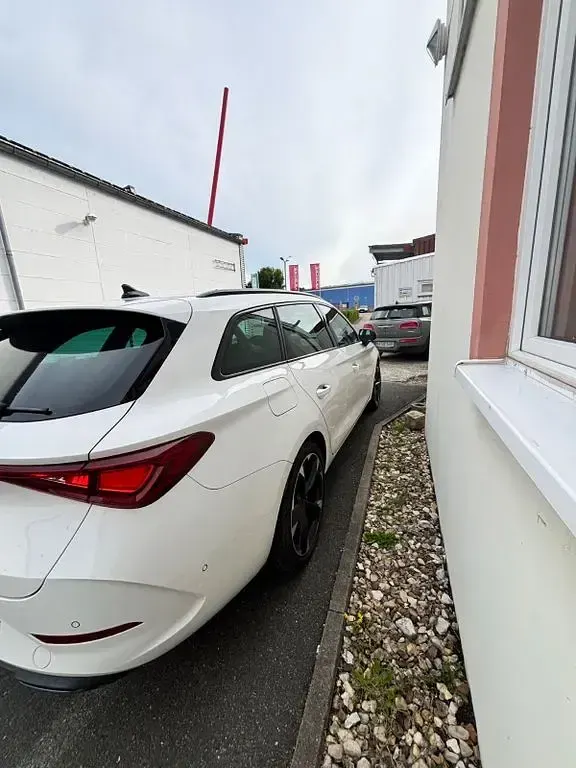 Gebraucht Cupra Leon 150 PS (110 kW) 2024 Weiß Limousine