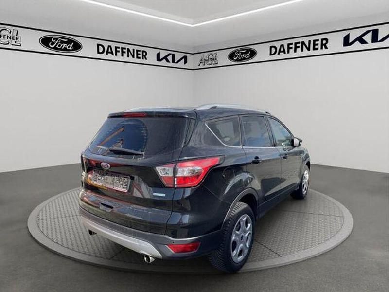 Gebraucht Ford Kuga Cool & Connect 150 PS (110 kW) 2017 Schwarz SUV