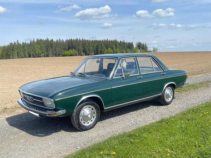 Grün Gebraucht 1970 Audi 100 Limousine | 7.000 € - Bild 1/4