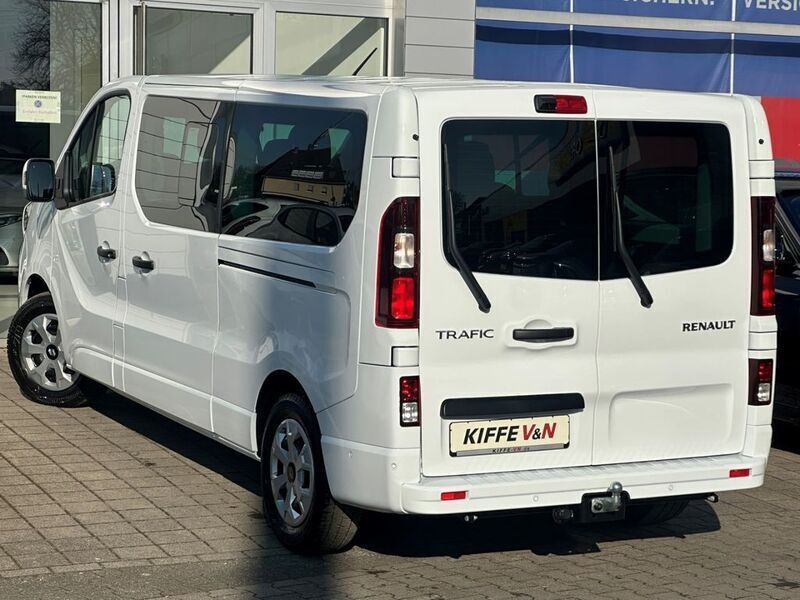 Gebraucht Renault Trafic Evolution 170 PS (125 kW) 2024 Arktisweiß Van / Kleinbus