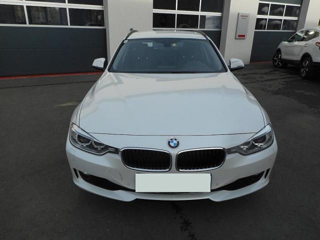 Gebraucht BMW 320 184 PS (135 kW) 2013 Weiß metallic Kombi