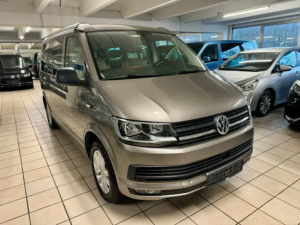 Gebraucht VW California Beach 204 PS (150 kW) 2016 Mojave beige metallic Van