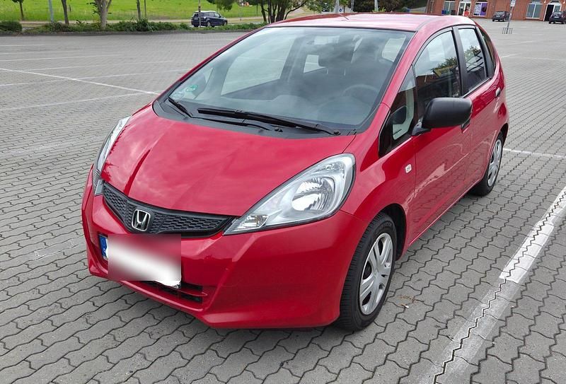 Rot Gebraucht 2012 Honda Jazz Comfort Kleinwagen | 5.790 € (Guter Preis) - Bild 1/4
