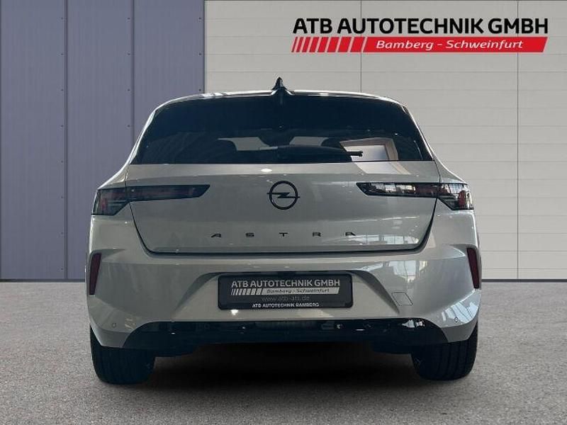 Gebraucht Opel Astra Ultimate 131 PS (96 kW) 2024 Silber Limousine