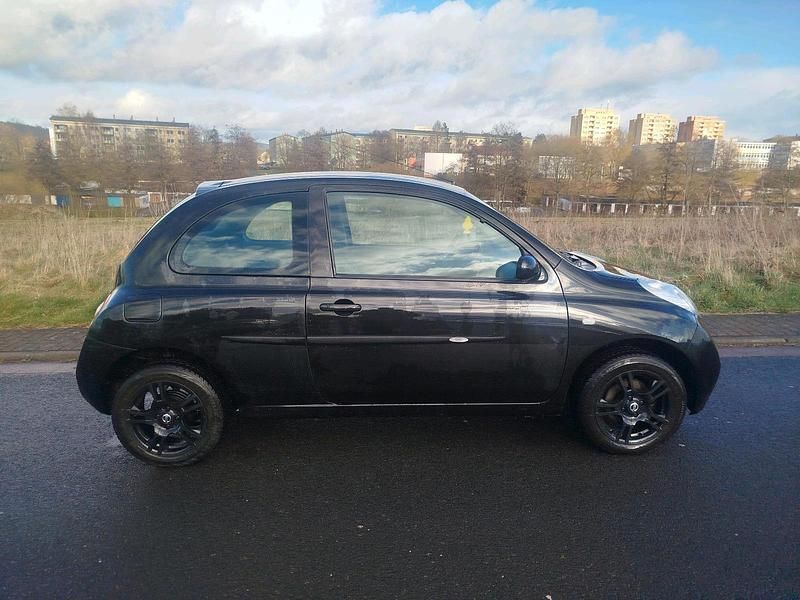 Gebraucht Nissan Micra 80 PS (58 kW) 2003 Schwarz Kleinwagen