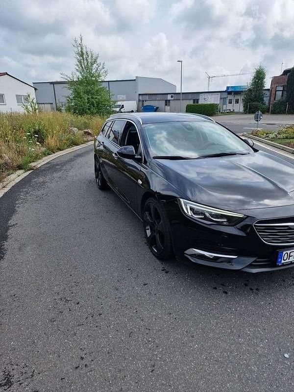 Schwarz Gebraucht 2018 Opel Insignia Business Innovation Kombi | 12.900 € (Superpreis) - Bild 1/4