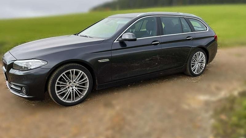 Gebraucht BMW 520 190 PS (139 kW) 2017 Schwarz Kombi