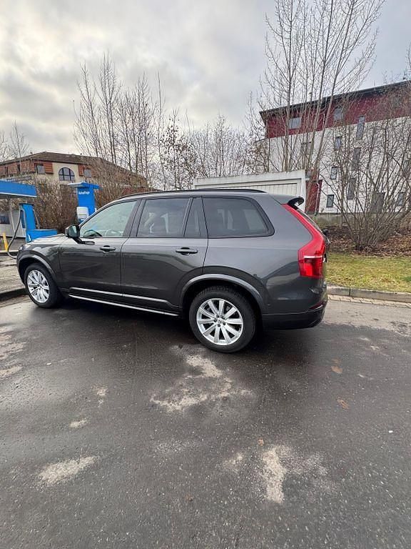 Gebraucht Volvo XC90 Ultimate 235 PS (172 kW) 2023 Grau SUV