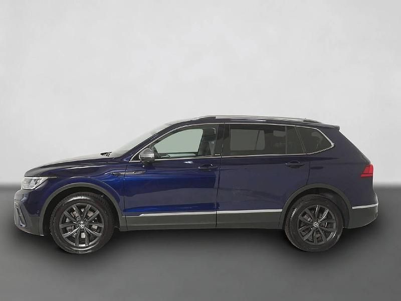 Gebraucht VW Tiguan Allspace Move 200 PS (147 kW) 2024 Blau SUV