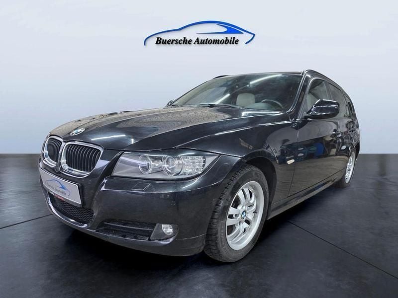 Gebraucht BMW 320 Comfort Edition 184 PS (135 kW) 2011 Schwarz Kombi