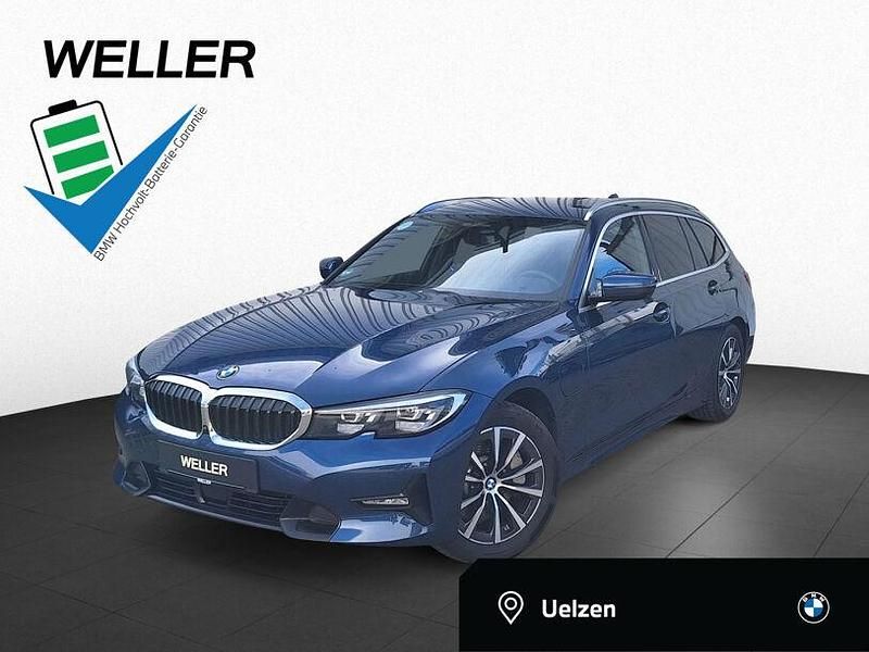 Gebraucht BMW 330e Sport Line 292 PS (214 kW) 2021 Phytonicblau (blau) Kombi