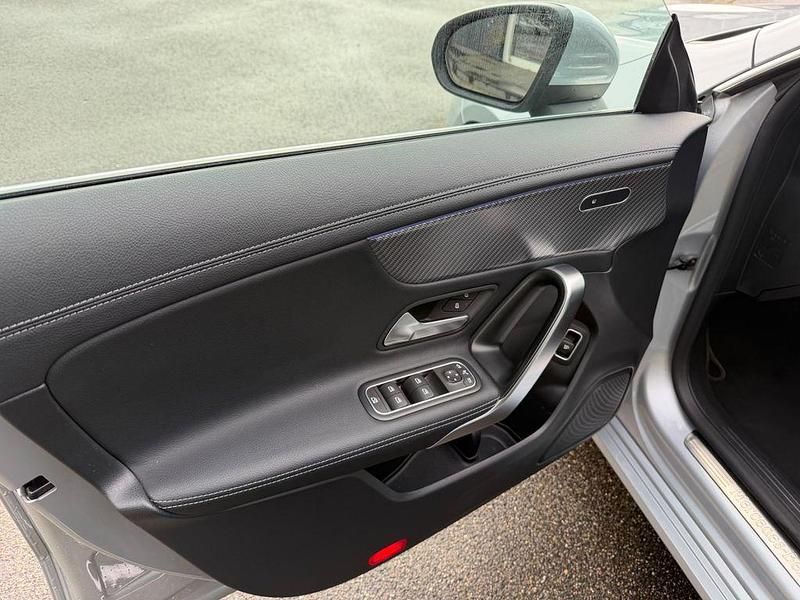 Gebraucht Mercedes CLA180 Advanced 116 PS (85 kW) 2024 Silber Limousine