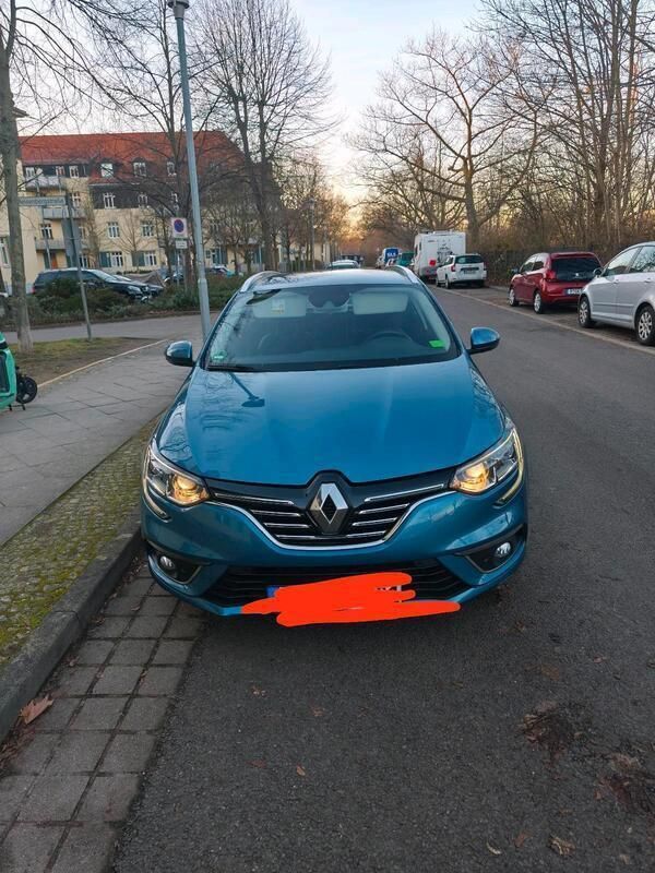 Blau Gebraucht 2017 Renault Mégane GrandTour Kombi | 9.500 € (Superpreis) - Bild 1/4
