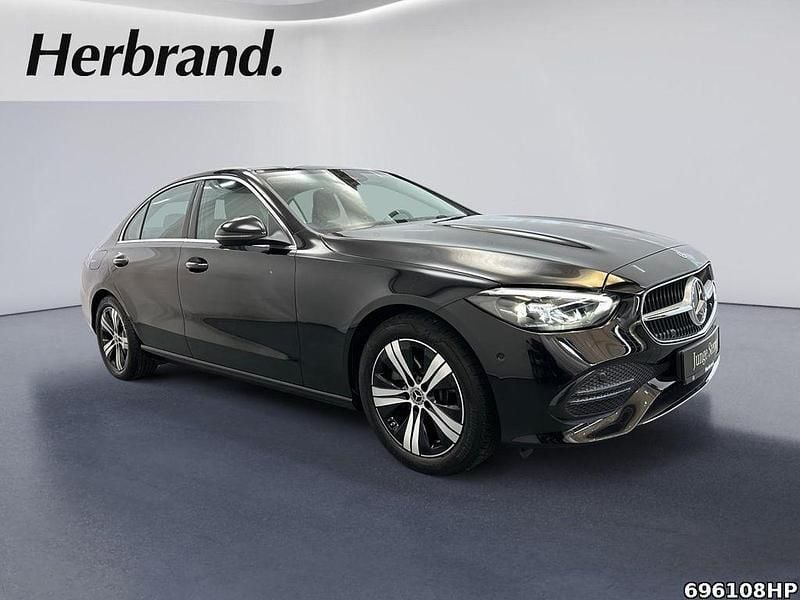 Gebraucht Mercedes C180 Avantgarde 170 PS (125 kW) 2025 Metalliclack obsidianschwarz Limousine