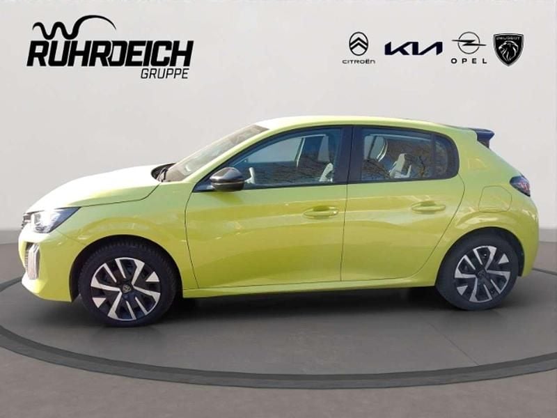 Gebraucht Peugeot 208 Active 101 PS (74 kW) 2024 Gelb Kleinwagen