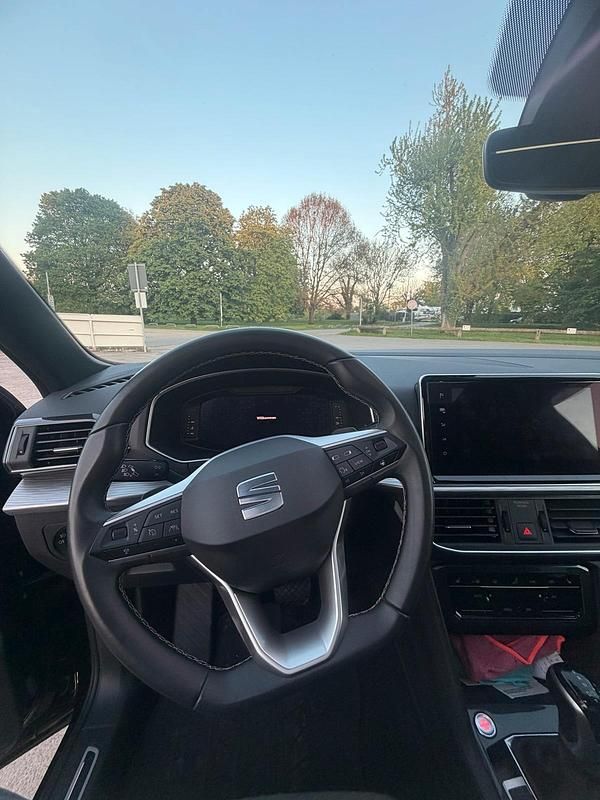 Gebraucht Seat Tarraco 150 PS (110 kW) 2024 Schwarz SUV