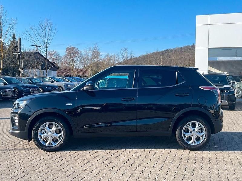 Gebraucht SsangYong Tivoli 163 PS (119 kW) 2026 Schwarz SUV