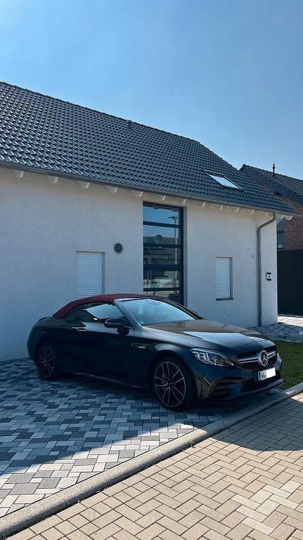 Grau Gebraucht 2021 Mercedes C43 AMG AMG Cabrio | 51.800 € (Fairer Preis) - Bild 1/4
