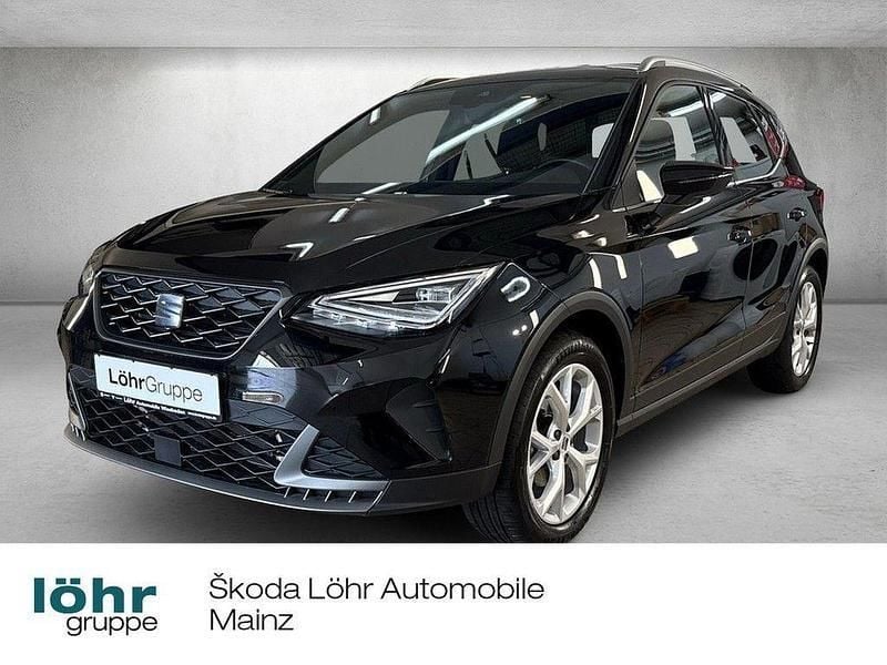 Mitternachtsschwarz Gebraucht 2024 Seat Arona FR SUV | 20.480 € (Guter Preis) - Bild 1/4