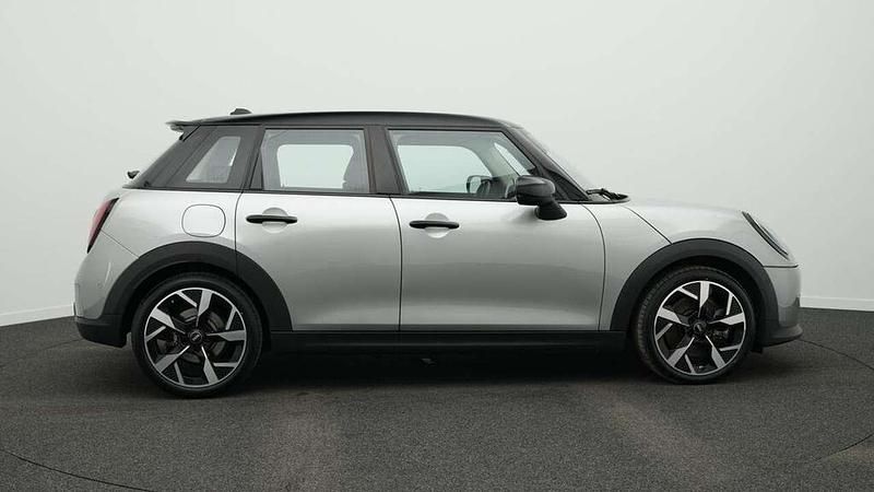 Gebraucht Mini Cooper S Classic 204 PS (150 kW) 2024 Grau Kleinwagen