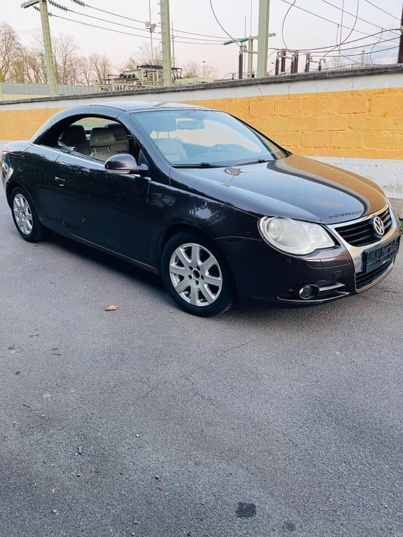Rot Gebraucht 2006 VW Eos Cabrio | 2.990 € (Superpreis) - Bild 1/4
