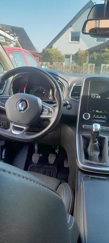 Gebraucht Renault Scénic IV 130 PS (95 kW) 2017 Schwarz Van / Kleinbus