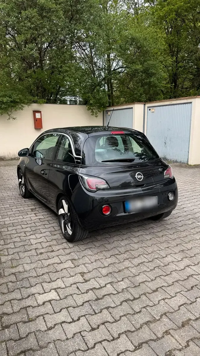 Gebraucht Opel Adam 69 PS (50 kW) 2013 Schwarz Kleinwagen