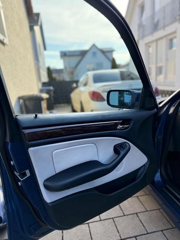 Usata BMW 330 231 CV (169 kW) 2002 Blu Berlina