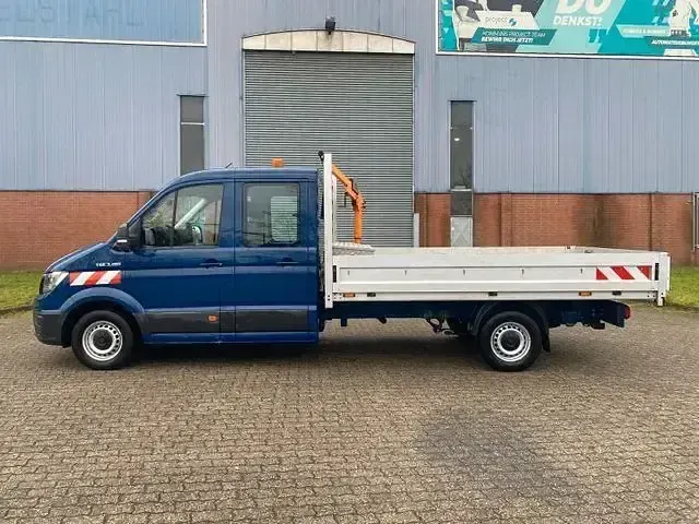 Używany MAN TGE 177 KM (130 kW) 2020 Niebieski Van