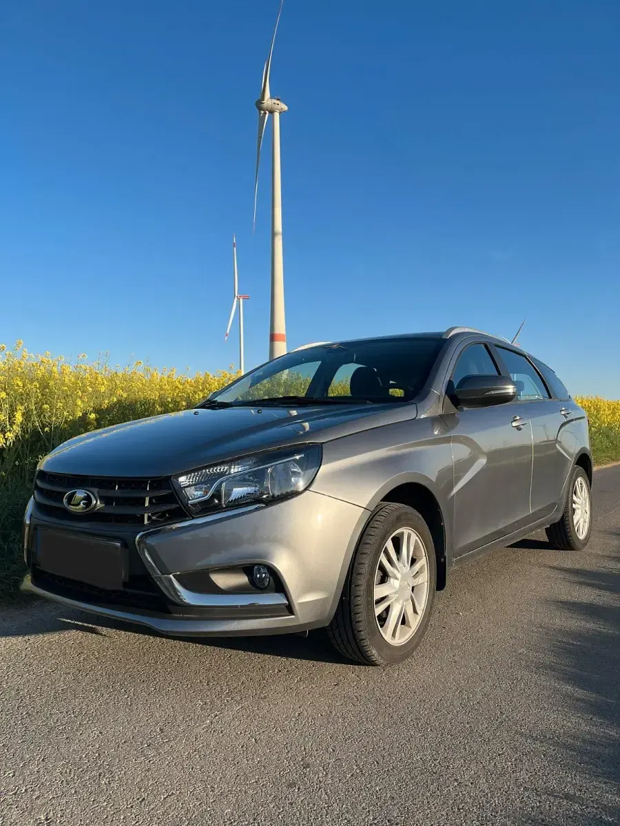 Second-hand Lada Vesta 122 CP (89 kW) 2019 Gri Break