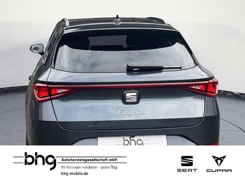 Gebraucht Seat Leon 150 PS (110 kW) 2026 Magnetic grau metallic Kombi