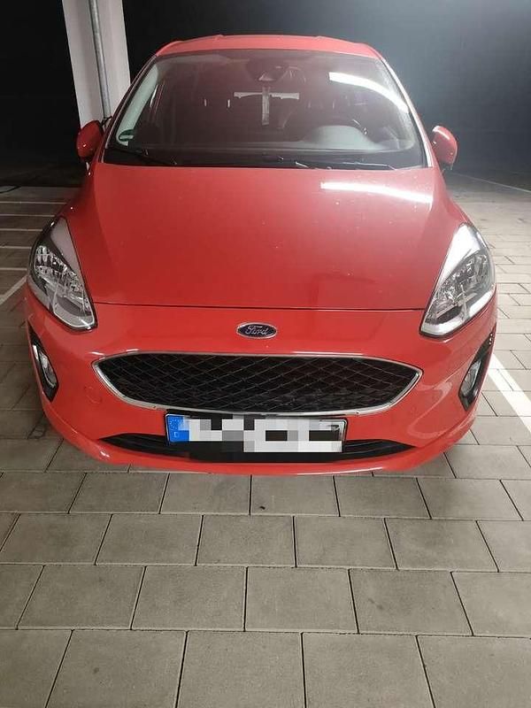 Gebraucht Ford Fiesta Cool & Connect 75 PS (55 kW) 2020 Rot Limousine