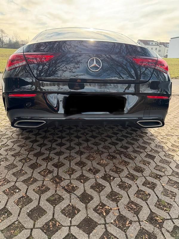 Gebraucht Mercedes CLA250 221 PS (162 kW) 2019 Schwarz Limousine
