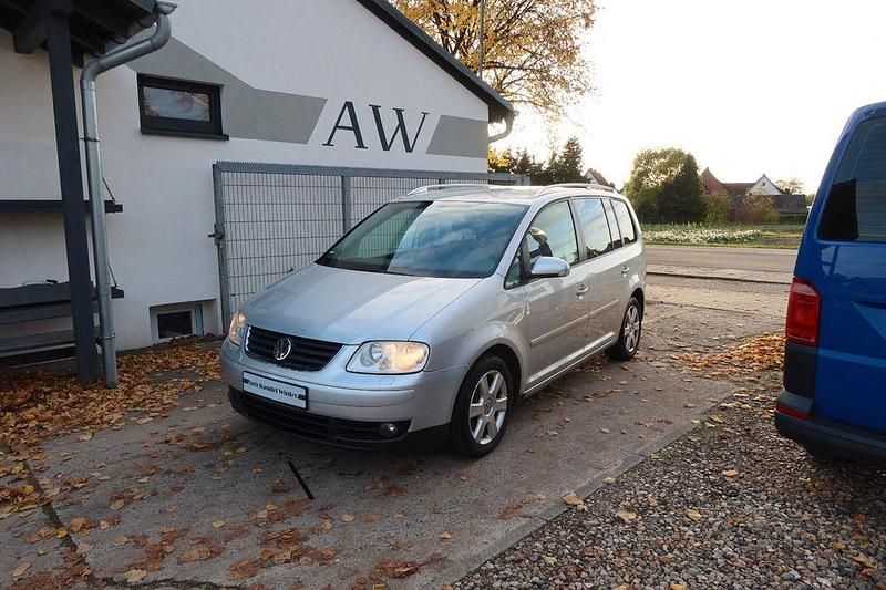 Silber Gebraucht 2005 VW Touran Highline Van / Kleinbus | 880 € (Fairer Preis) - Bild 1/4