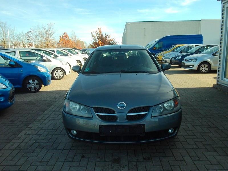 Braun Gebraucht 2004 Nissan Almera Acenta Kleinwagen | 2.600 € (Fairer Preis) - Bild 1/4