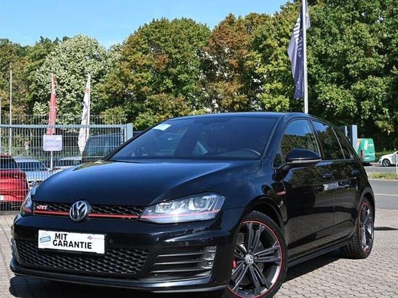 Schwarz Gebraucht 2017 VW Golf VII GTI Limousine | 17.490 € (Guter Preis) - Bild 1/4