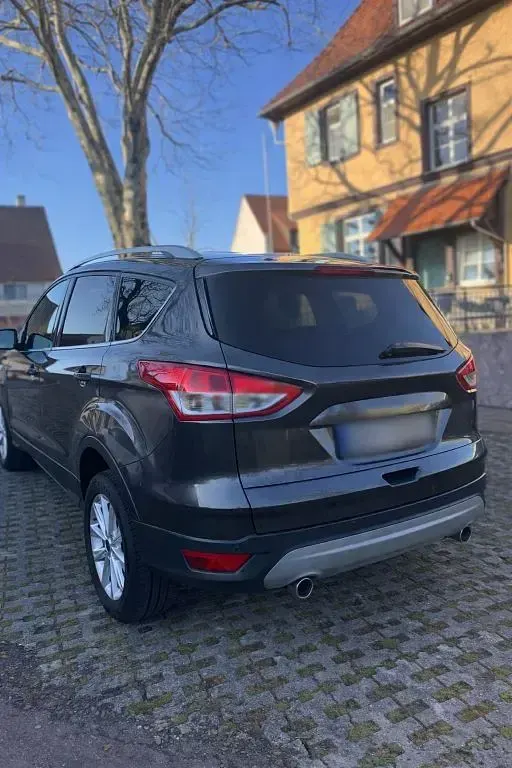 Używany Ford Kuga Titanium 179 KM (131 kW) 2016 Szary SUV
