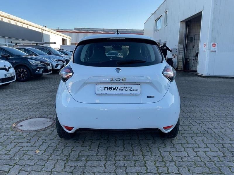 Gebraucht Renault Zoe Evolution 100 kW (136 PS) 2022 Gletscherweiss Kleinwagen