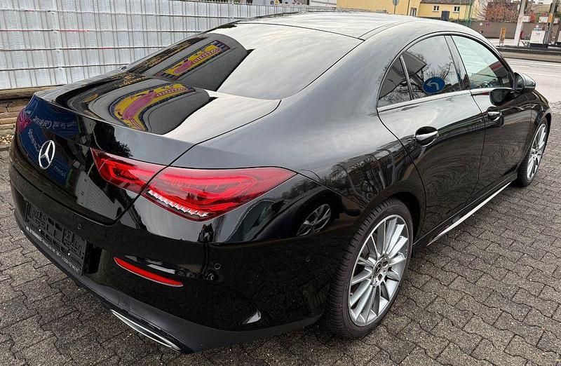 Gebraucht Mercedes CLA200 AMG 163 PS (119 kW) 2022 Schwarz Limousine
