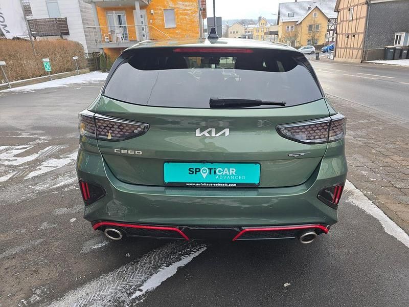 Gebraucht Kia Ceed GT GT 204 PS (150 kW) 2023 Grün Limousine