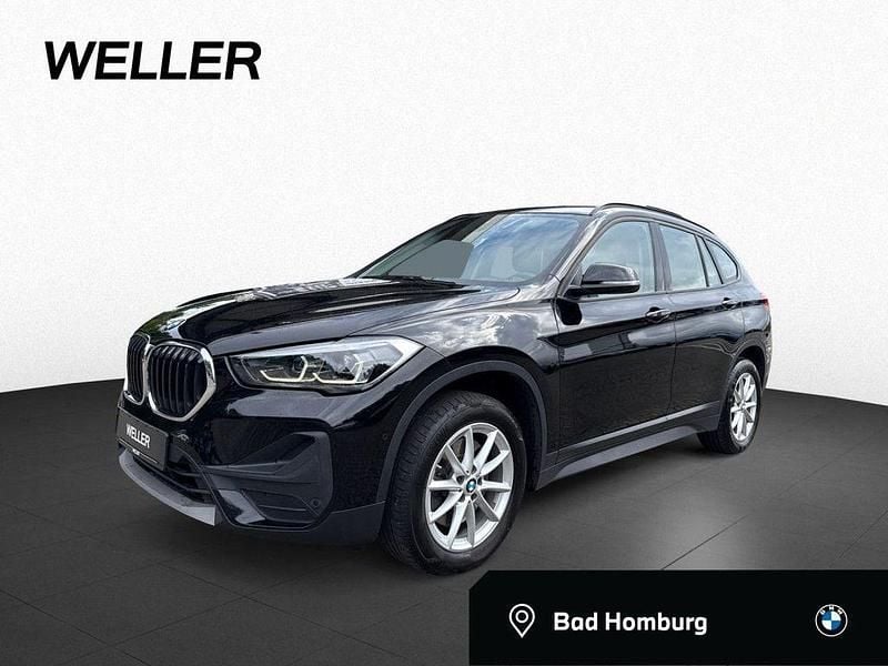 Schwarz (schwarz) Gebraucht 2022 BMW X1 Advantage SUV | 23.670 € (Guter Preis) - Bild 1/4