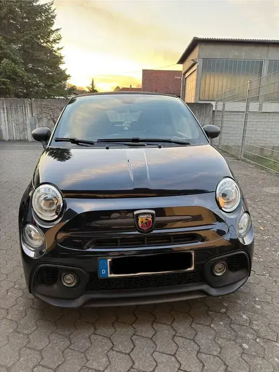 Second-hand Abarth 595C Competizione 179 CP (131 kW) 2017 Negru Cabrio