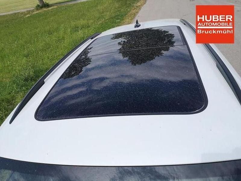 Neu VW Tiguan R-line 193 PS (141 kW) 2025 Oryxweiß metallic SUV